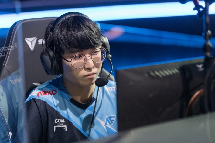 应并提高自 应并提高自