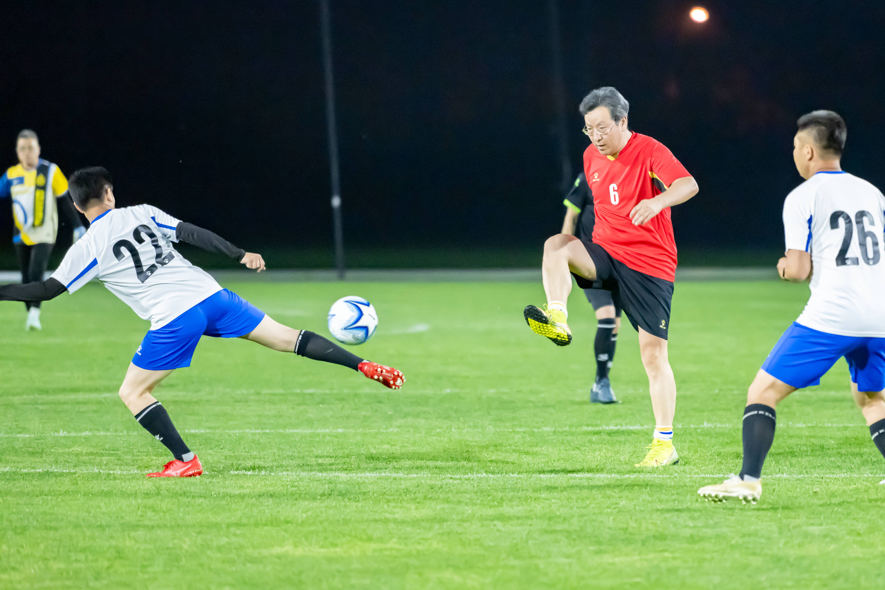 他们个人的 他们个人的