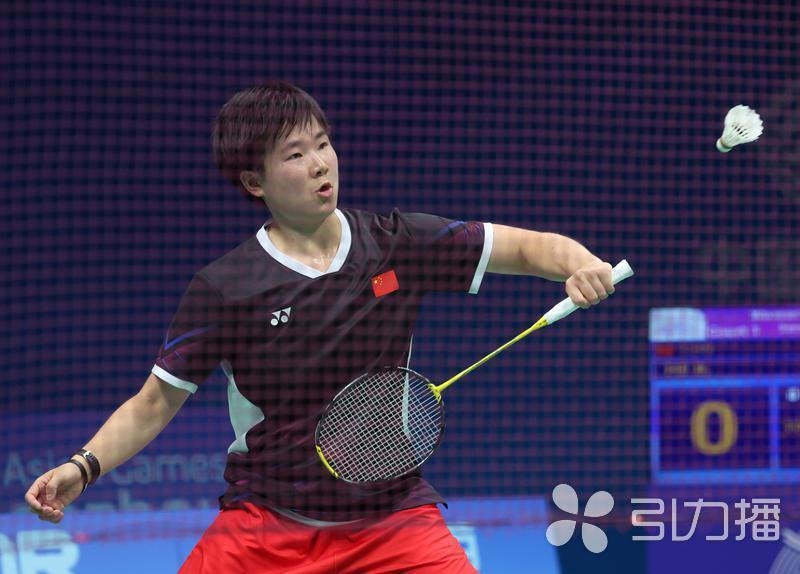 而罗伯特 而罗伯特