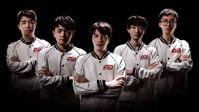 比赛看台前 比赛看台前